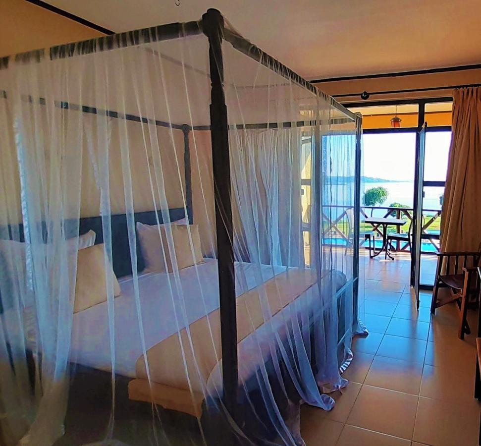 Kaazi Beach Resort Kigo Dış mekan fotoğraf